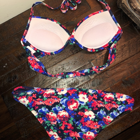 SPRING BREAK Colorful Floral Halter Bikini Set - Picture 2 of 2